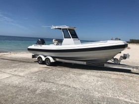 Southbound RIAD 675 Centre Console with D-foam collar